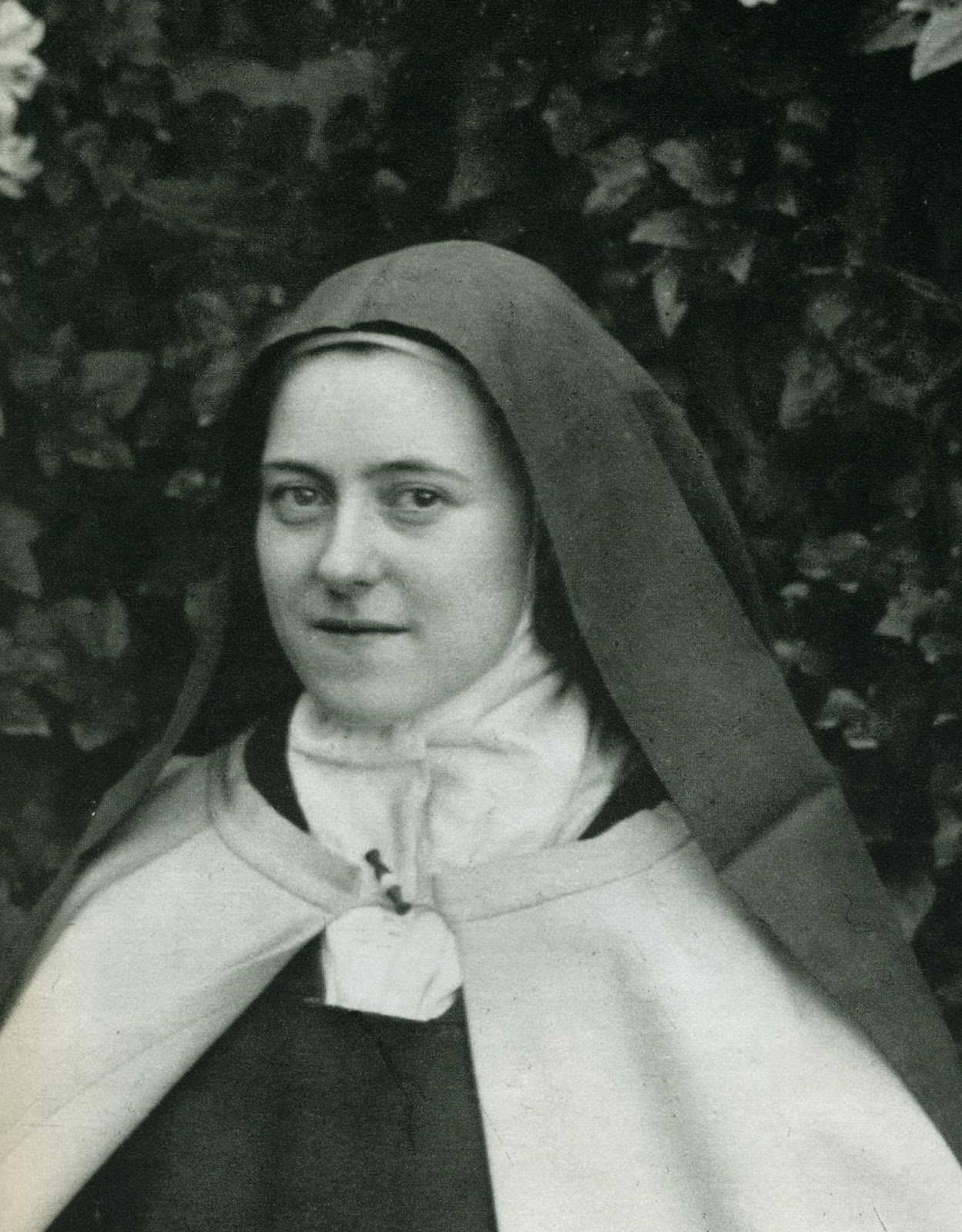 Santa Teresita: "Quiero pasar mi cielo haciendo el bien en la tierra"