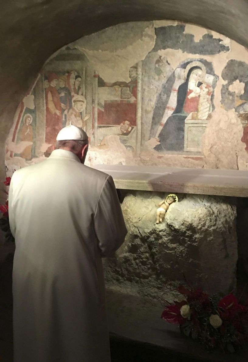 El Papa en Greccio donde se realizó el primer Nacimiento